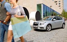 Cars wallpapers Chevrolet Cruze Hatchback - 2011