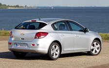 Cars wallpapers Chevrolet Cruze Hatchback - 2011