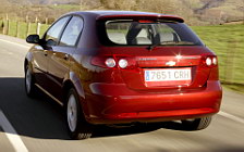 Cars wallpapers Chevrolet Lacetti Hatchback - 2005