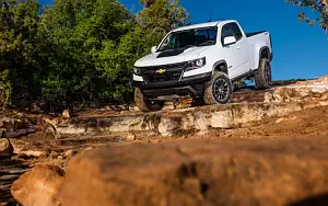 Cars wallpapers Chevrolet Colorado ZR2 Extended Cab Duramax Diesel - 2017