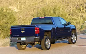 Cars wallpapers Chevrolet Silverado 2500 HD LT Z71 Crew Cab - 2014