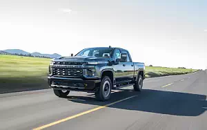 Cars wallpapers Chevrolet Silverado 2500 HD Custom Crew Cab - 2019