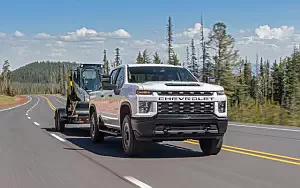 Cars wallpapers Chevrolet Silverado 2500 HD Custom Crew Cab - 2019