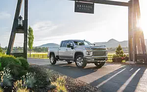 Cars wallpapers Chevrolet Silverado 2500 HD LTZ Z71 Crew Cab - 2019