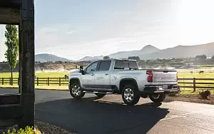 Cars wallpapers Chevrolet Silverado 2500 HD LTZ Z71 Crew Cab - 2019