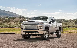 Cars wallpapers Chevrolet Silverado 2500 HD LTZ Z71 Crew Cab - 2019