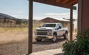 Cars wallpapers Chevrolet Silverado 2500 HD LTZ Z71 Crew Cab - 2019
