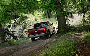 Cars wallpapers Chevrolet Silverado Z71 Crew Cab - 2013