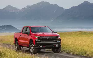 Cars wallpapers Chevrolet Silverado LT Z71 Trailboss Crew Cab - 2018