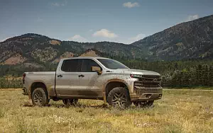 Cars wallpapers Chevrolet Silverado LT Z71 Trailboss Crew Cab - 2018