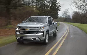 Cars wallpapers Chevrolet Silverado LTZ Z71 Crew Cab - 2018