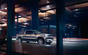 Cars wallpapers Chevrolet Silverado LTZ Z71 Crew Cab - 2018