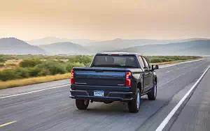 Cars wallpapers Chevrolet Silverado RST Crew Cab - 2018