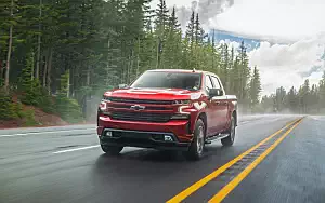Cars wallpapers Chevrolet Silverado RST Z71 Duramax Crew Cab - 2019