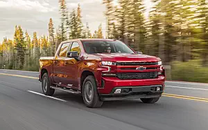Cars wallpapers Chevrolet Silverado RST Z71 Duramax Crew Cab - 2019