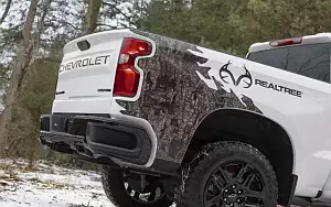 Cars wallpapers Chevrolet Silverado Realtree Edition Crew Cab - 2020