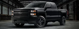 Chevrolet Silverado WT Black Out Double Cab - 2015