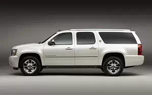 Cars wallpapers Chevrolet Suburban 75th Anniversary Diamond Edition - 2010