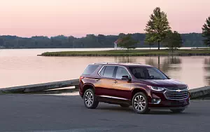 Cars wallpapers Chevrolet Traverse - 2017