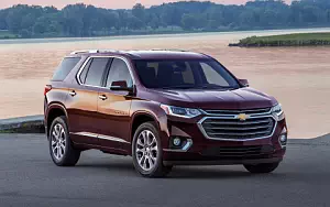 Cars wallpapers Chevrolet Traverse - 2017