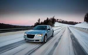 Cars wallpapers Chrysler 300 Glacier - 2013