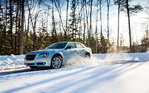 Cars wallpapers Chrysler 300 Glacier - 2013