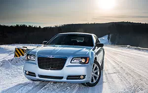 Cars wallpapers Chrysler 300 Glacier - 2013