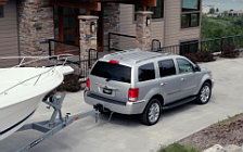 Cars wallpapers Chrysler Aspen - 2007