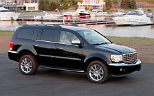 Cars wallpapers Chrysler Aspen - 2007