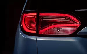 Cars wallpapers Chrysler Pacifica Hybrid - 2016