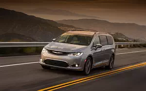 Cars wallpapers Chrysler Pacifica Limited - 2016