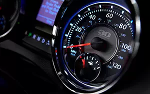 Cars wallpapers Chrysler Town & Country 30th Anniversary Edition - 2013