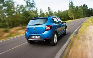 Cars wallpapers Dacia Sandero Stepway - 2012