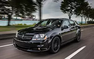 Cars wallpapers Dodge Avenger Blacktop Edition - 2013