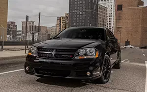 Cars wallpapers Dodge Avenger Blacktop Edition - 2013