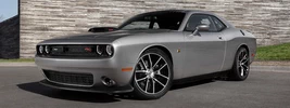 Dodge Challenger 392 HEMI Scat Pack Shaker - 2015