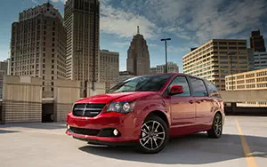 Cars wallpapers Dodge Grand Caravan Blacktop Edition - 2013