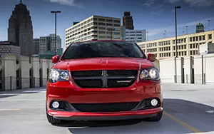 Cars wallpapers Dodge Grand Caravan Blacktop Edition - 2013