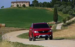 Cars wallpapers Fiat Freemont Cross - 2014