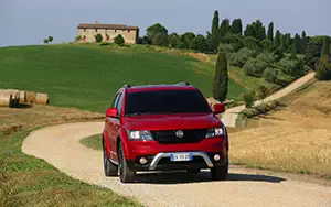 Cars wallpapers Fiat Freemont Cross - 2014