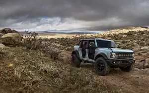 Cars wallpapers Ford Bronco 4-Door Badlands - 2020