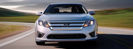 Ford Fusion Hybrid - 2010