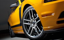 Cars wallpapers Ford Mustang Boss 302 - 2013