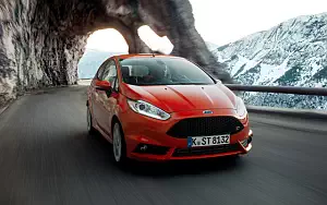 Cars wallpapers Ford Fiesta ST 3door - 2013