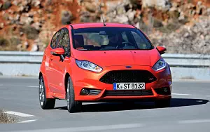 Cars wallpapers Ford Fiesta ST 3door - 2013