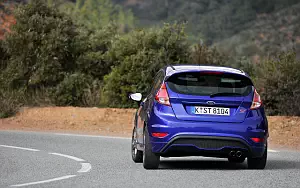 Cars wallpapers Ford Fiesta ST 3door - 2013