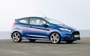 Cars wallpapers Ford Fiesta ST 3door - 2013