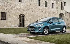 Cars wallpapers Ford Fiesta Titanium 3door - 2017