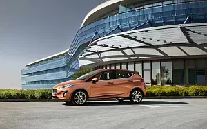 Cars wallpapers Ford Fiesta Titanium 5door - 2017