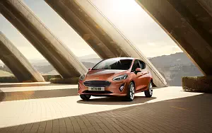 Cars wallpapers Ford Fiesta Titanium 5door - 2017